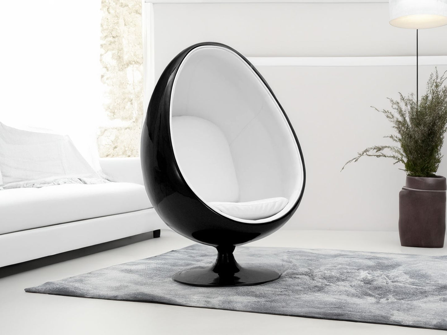 Fauteuil OEUF Noir & Blanc